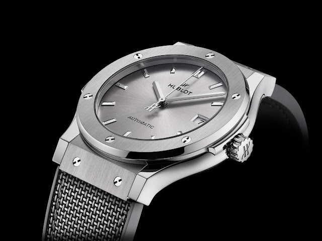 Hublot Classic Fusion Essential Grey: the third chapter in the single-colour series
