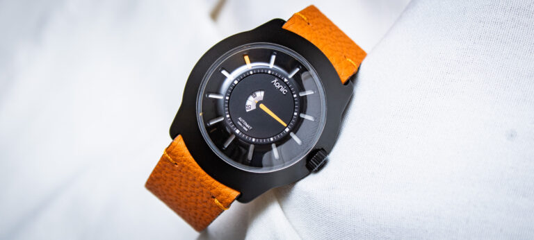 Hands-On: Äonic Automat Watch