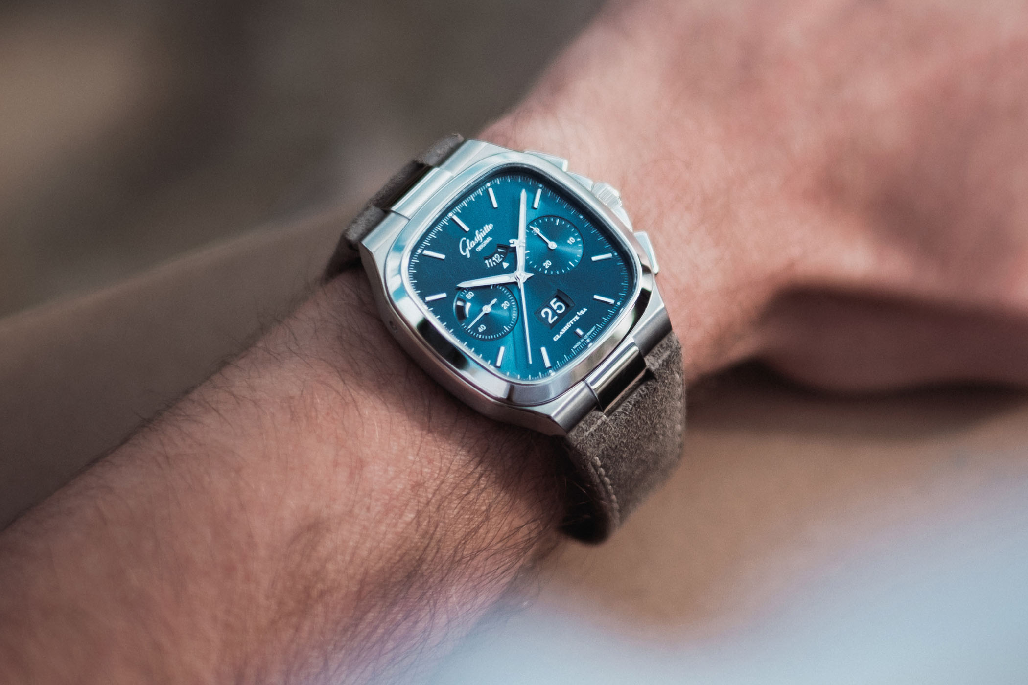 Glashütte Original Goes Groovy with Seventies Chronograph Panorama Date
