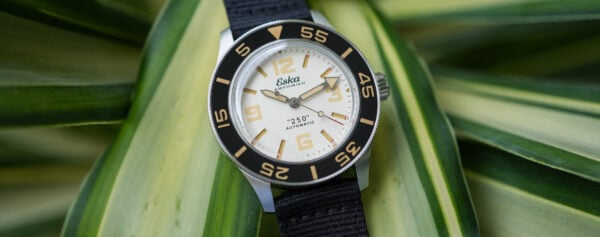 First Look – The New, Retro-Cool Eska Amphibian 250 White Shark
