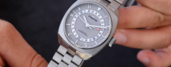First Look – The New Traveller-Oriented Fortis V-40 Vagabond GMT Collection