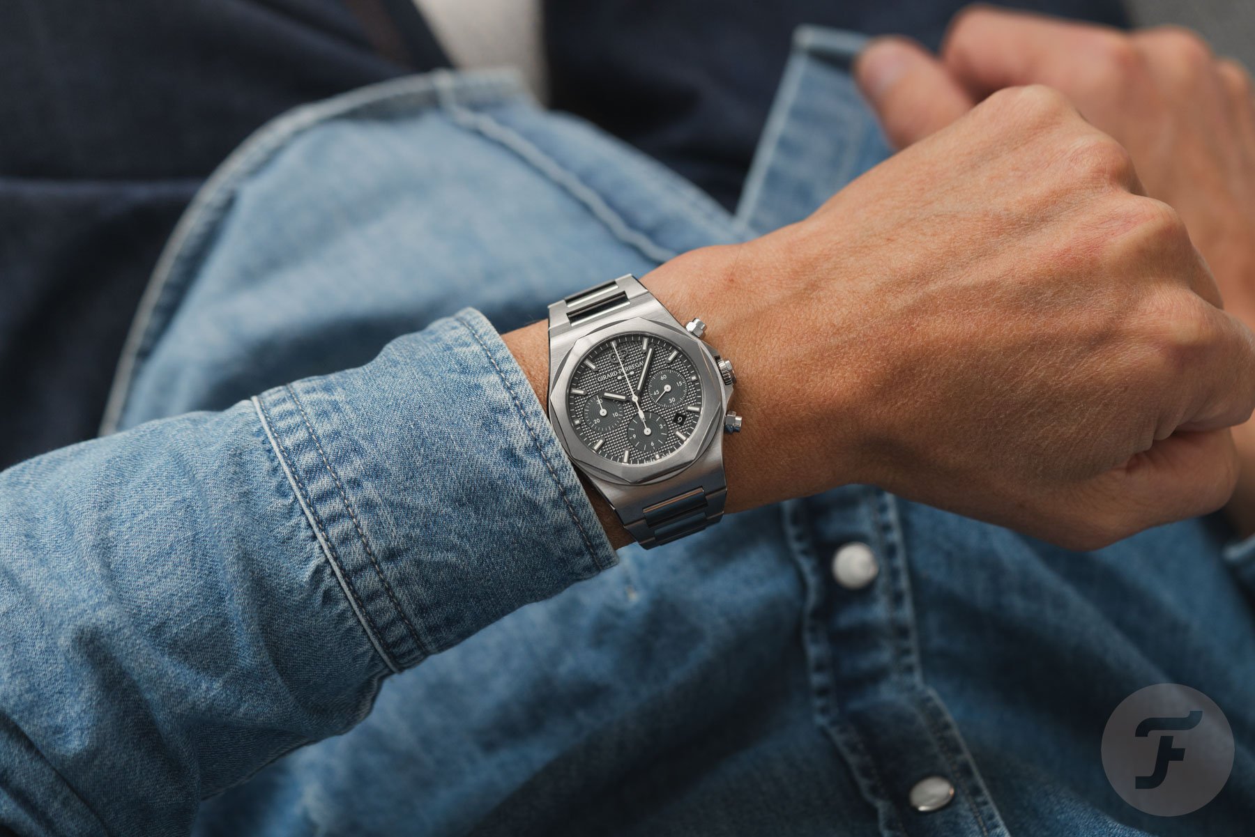 Hands-On With A Lightweight: The Girard-Perregaux Laureato Chronograph Ti49