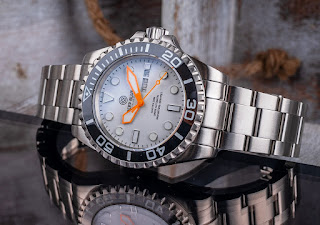 DEEP BLUE Watches Master 2000 Day Date Diver [COOL COLORS]