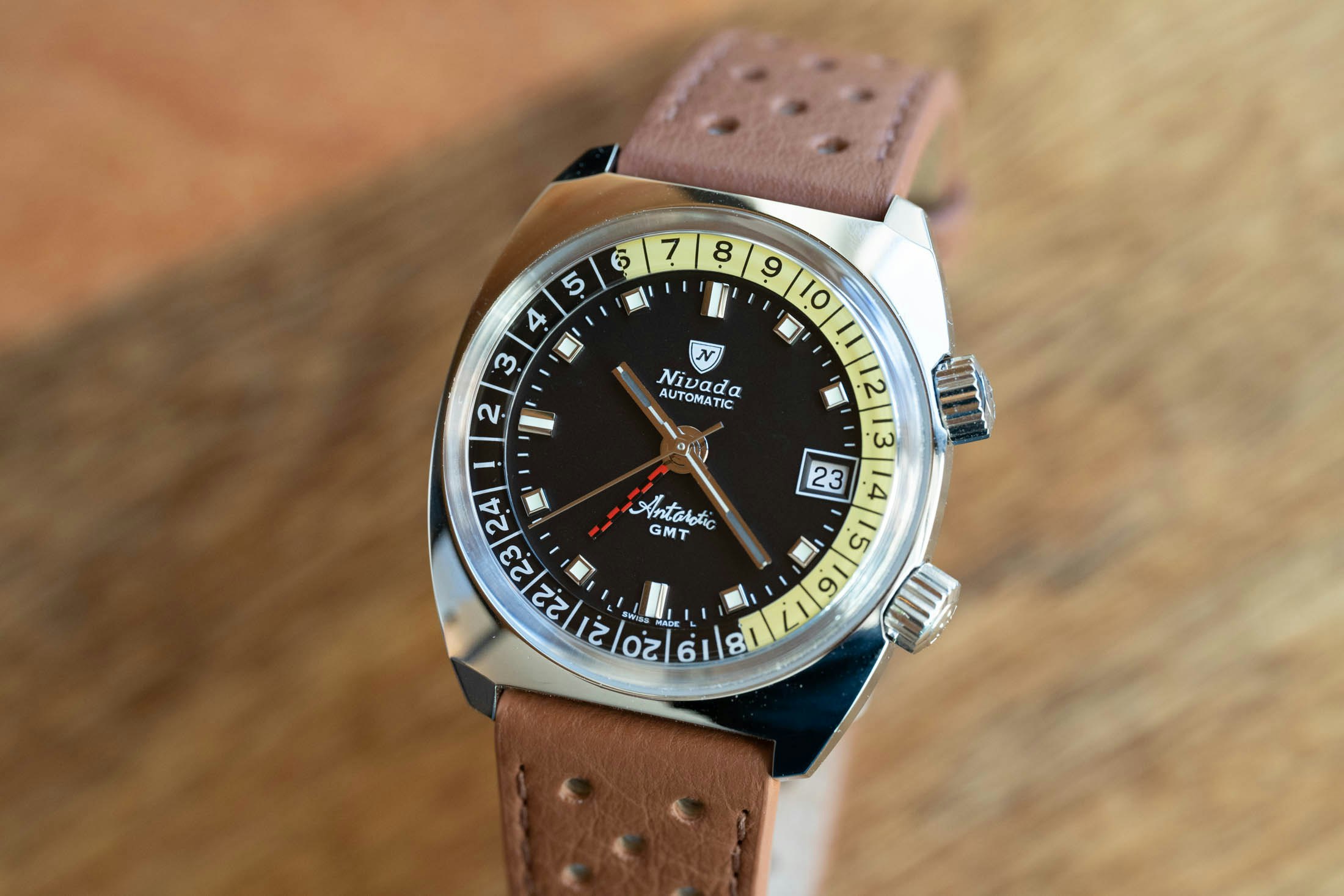 Hands-On: The Nivada Grenchen Antarctic GMT