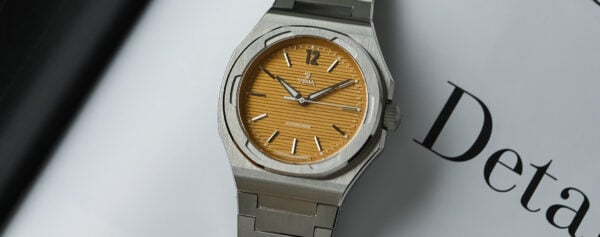 First Look – The New Yema Wristmaster Slim CMM.20 Combines Micro-Rotor, Integrated Bracelet and Fair Price