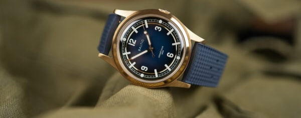 First Look – Warm new Bronze Cases for the Baltic Hermétique Tourer