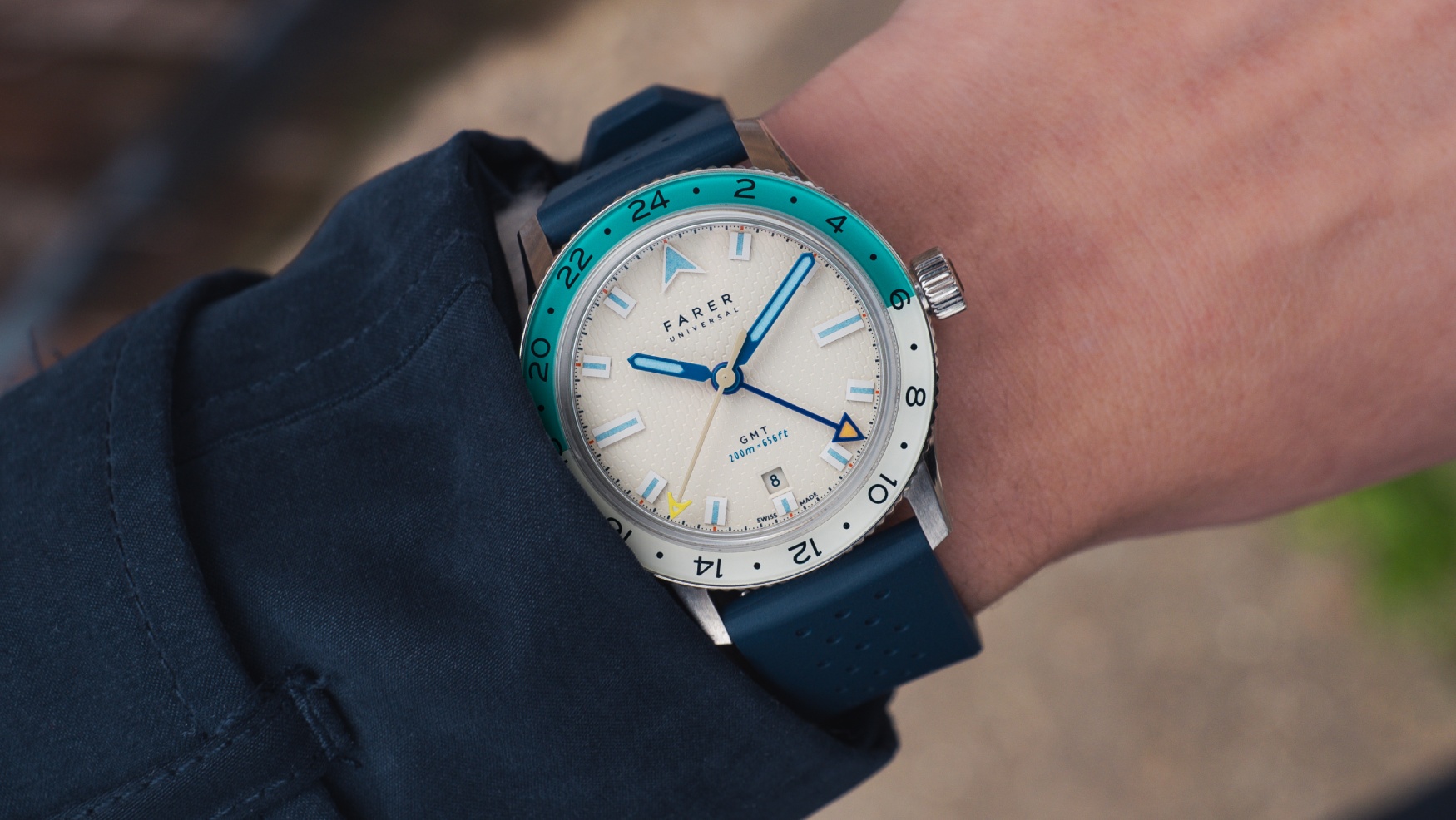 Farer brings us a new GMT in two sizes and four colours