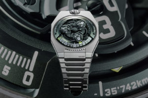 Urwerk Unveils the UR-100V Magic T “Hunter Green”