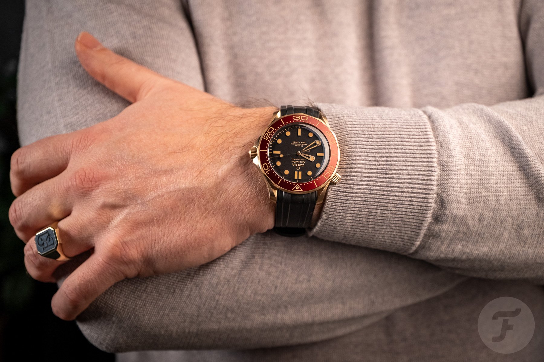 Hands-On With The Omega Seamaster Diver 300M Bronze Gold “GoldenEye”