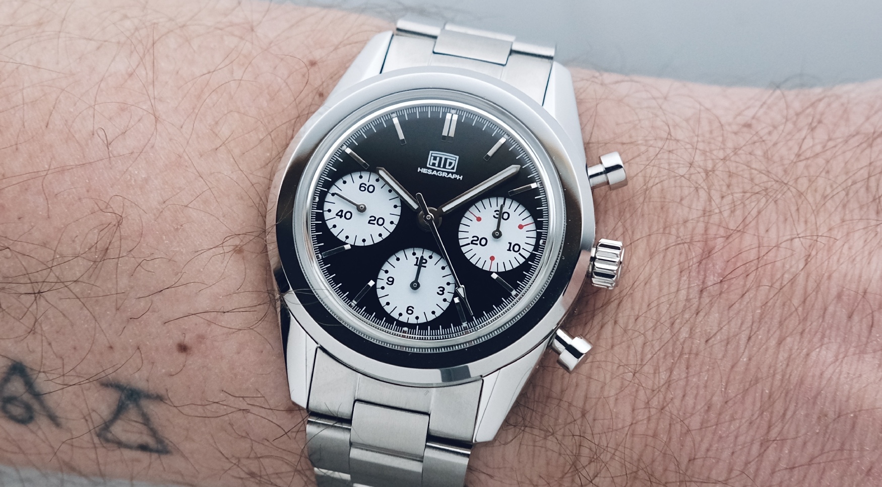 The HTD Hesagraph MkII Variante B is a classic (and attainable) mechanical chronograph