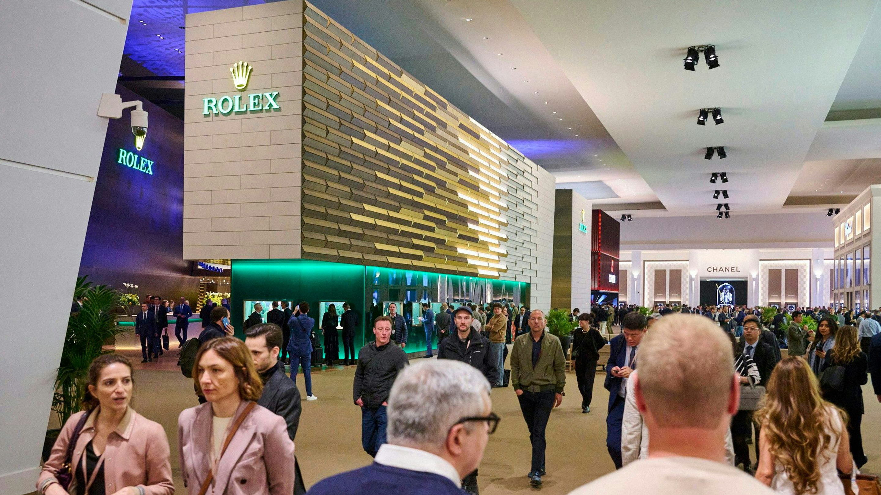 Announcements: Watches & Wonders 2025 Starts April 1st – Catch The Latest From Rolex, Patek Philippe, Tudor, Cartier, & More