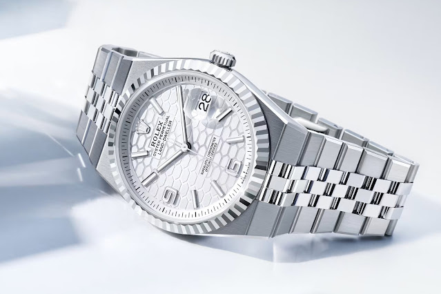 Rolex launches the new Land-Dweller