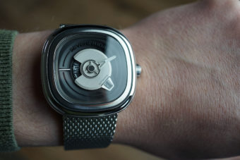 Hands-On with the SevenFriday PE1/01 M, a More Serious Side of the Brand