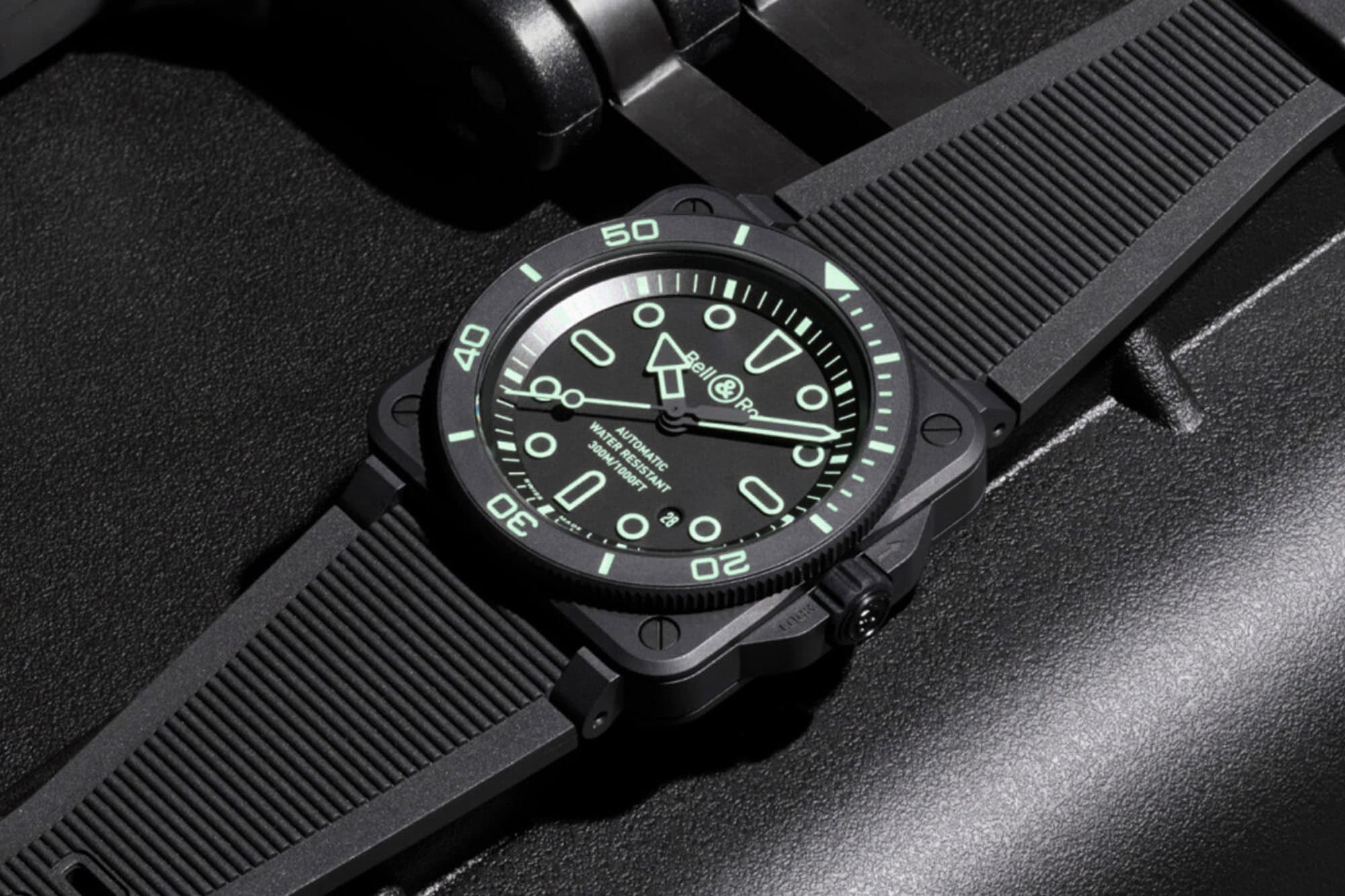 Bell & Ross Introduces the Stealthy New BR-03 Diver Lum Outline