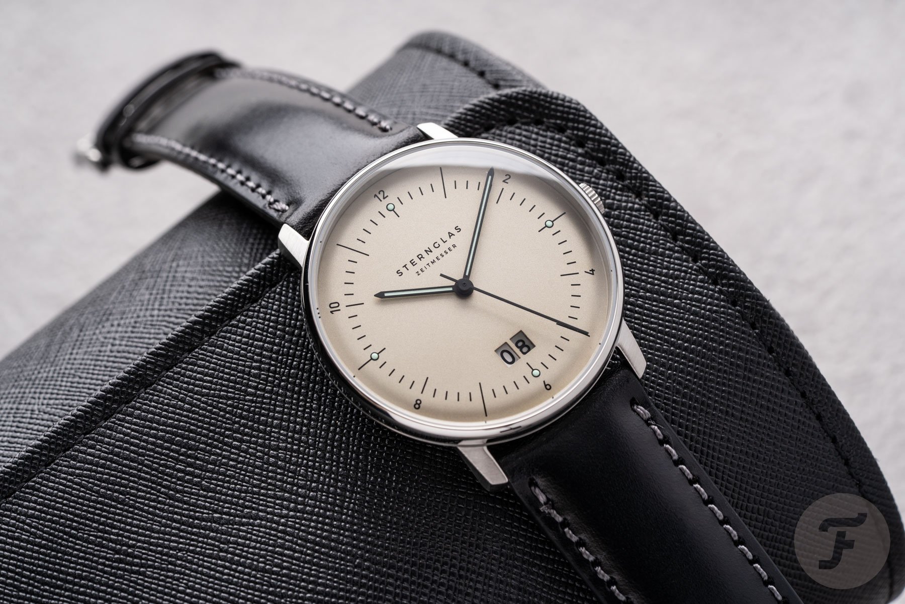Hands-On With The Brand New Sternglas Naos Big Date