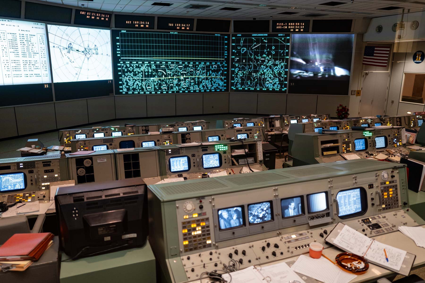 Visiting NASA And Axiom Space In Houston To Celebrate The 60th Anniversary Of The Speedmaster’s Flight Qualification