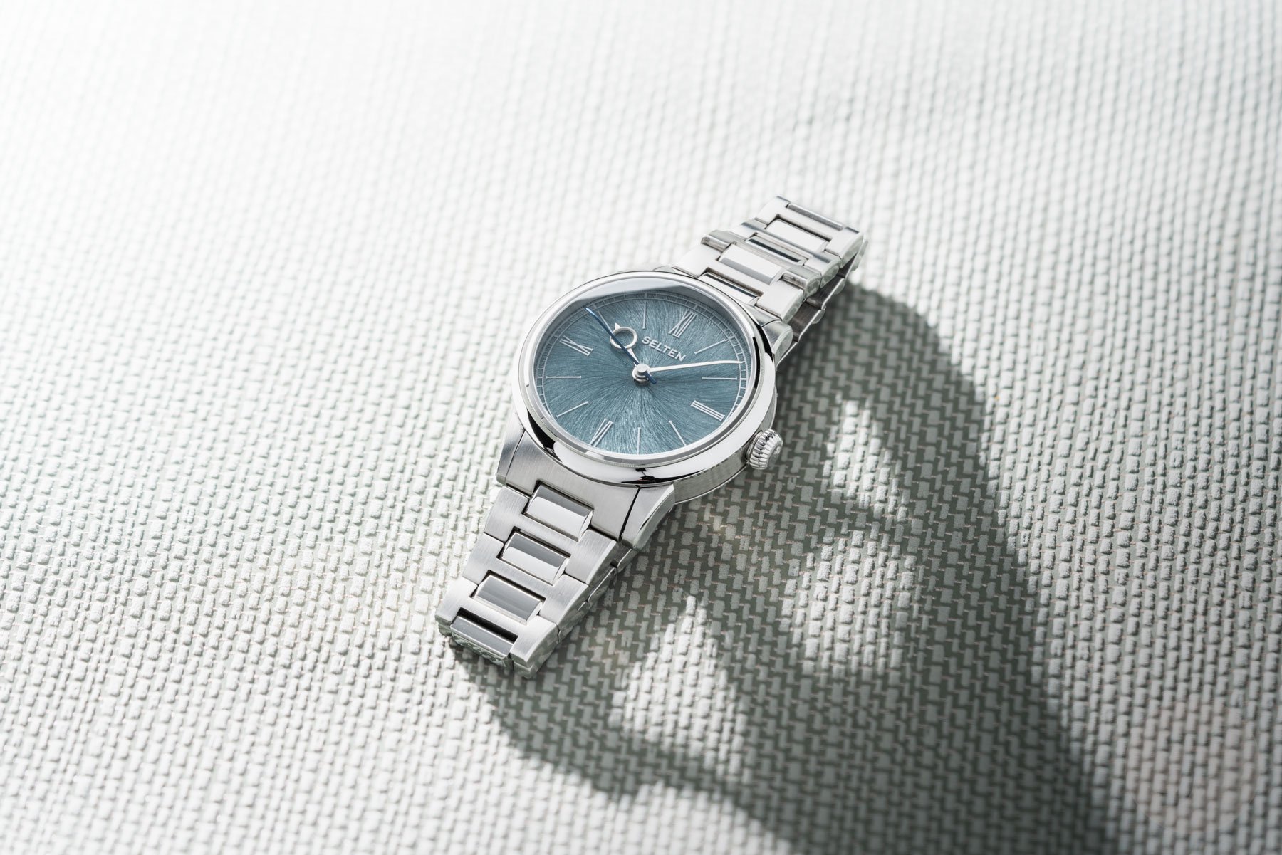 Hands-On With The Remarkable Selten Grand Feu Enamel Moonstone
