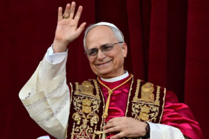 Knowledge: Popes and Precision – Papal Clocks and Watches