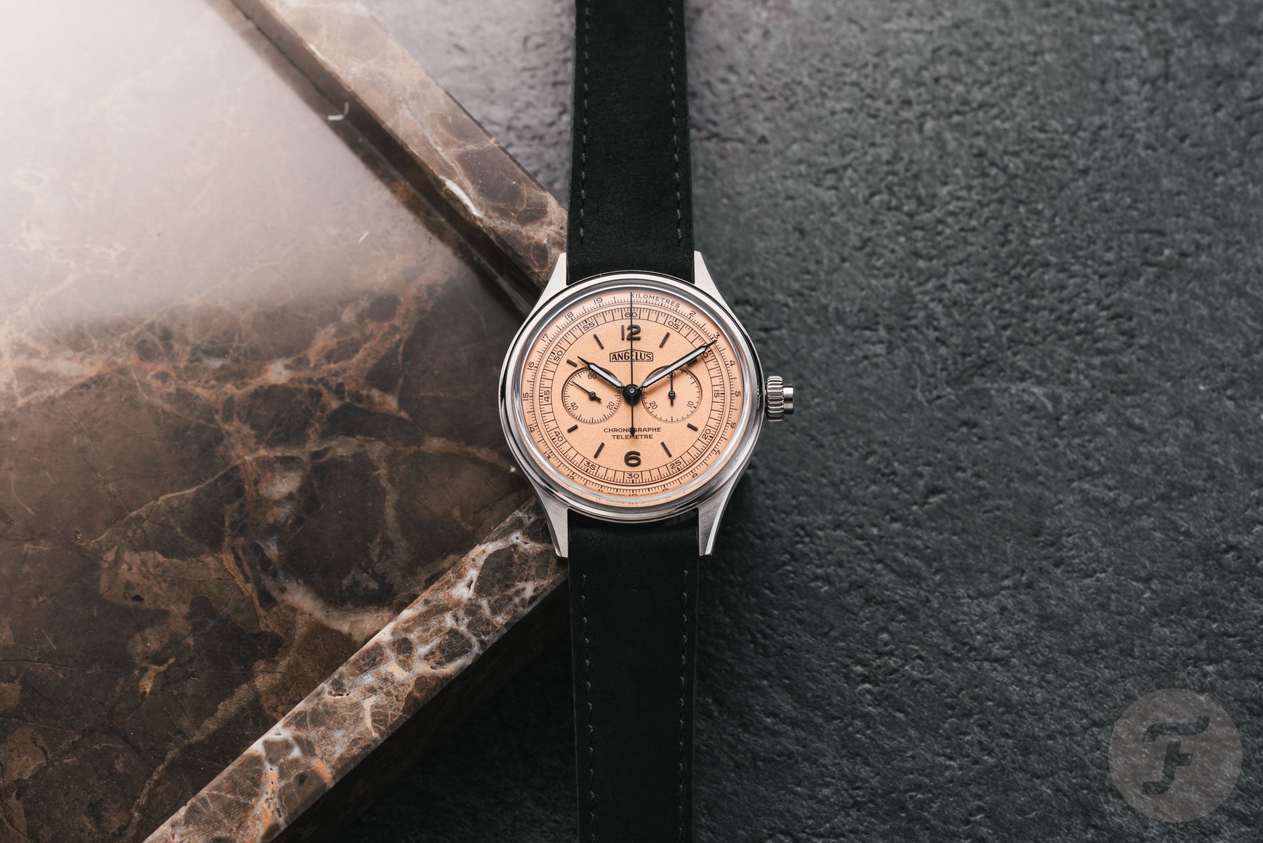 Hands-On With The Lovely Angelus Chronographe Télémètre Steel Rose