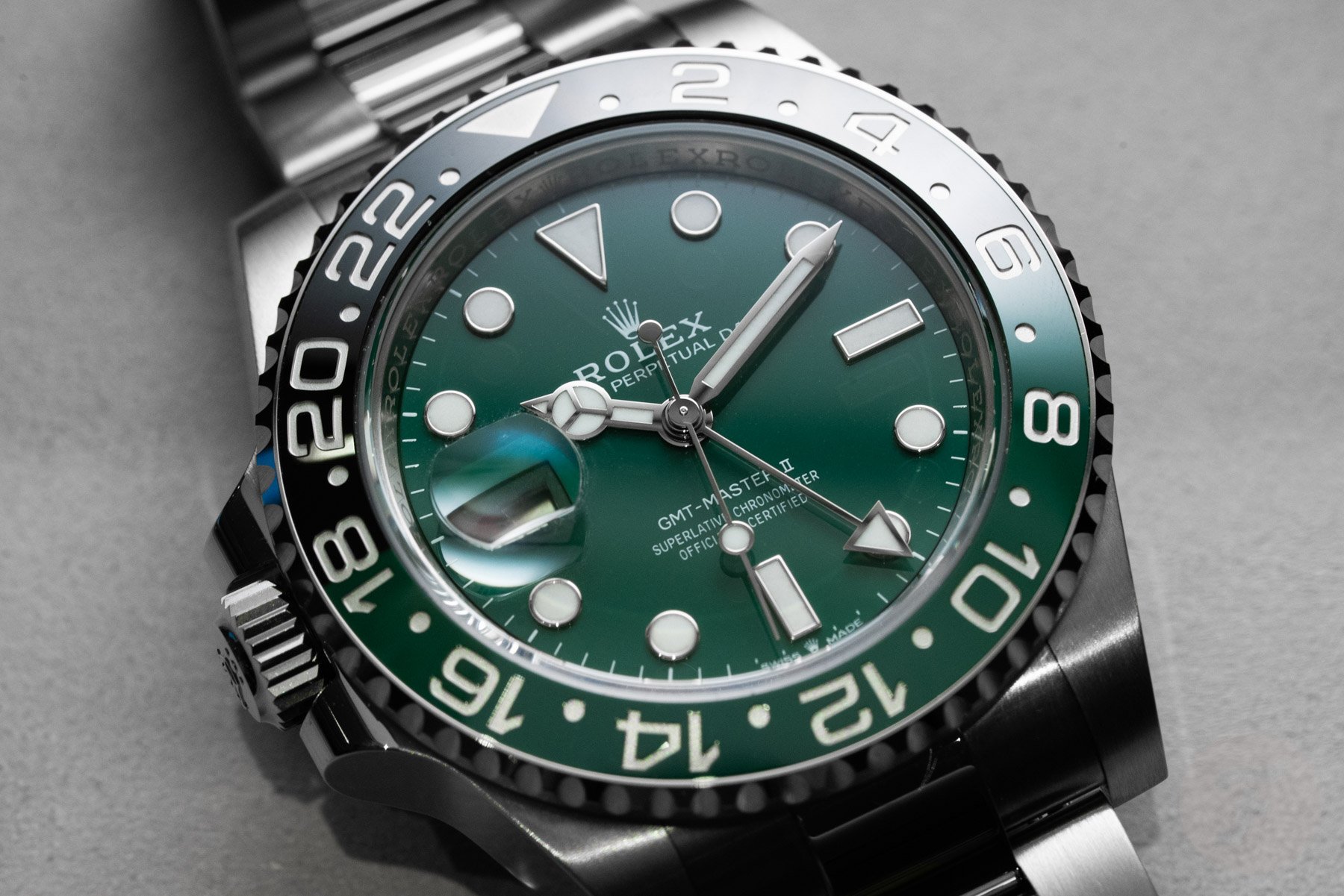 Debuted But Not Debated: The Green Cerachrom Dial In The Left-Handed White Gold Rolex GMT-Master II “Sprite”
