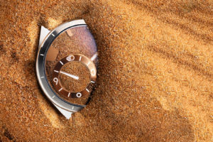 Ressence Fills the Type 9 with Sand for Seddiqi’s 75th Anniversary