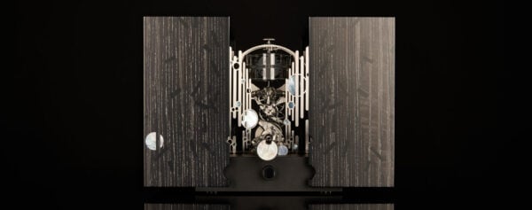 Introducing – The De Bethune Mystery Box: Forget Time, created by Fiona Krüger & Denis Flageollet