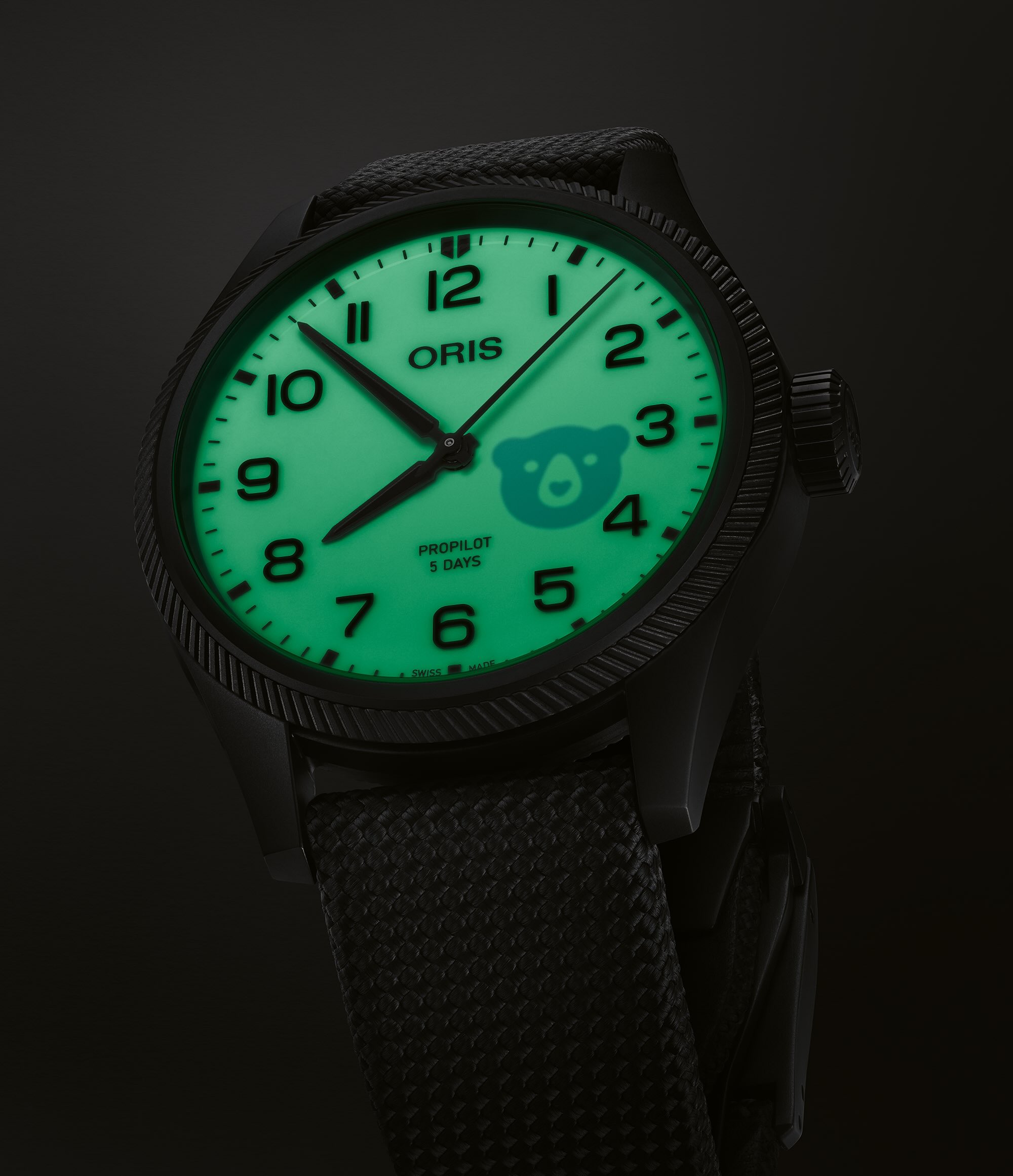 A Monochrome Marvel with a Playful Glow: Here Comes Oris’s Hölstein Edition 2025