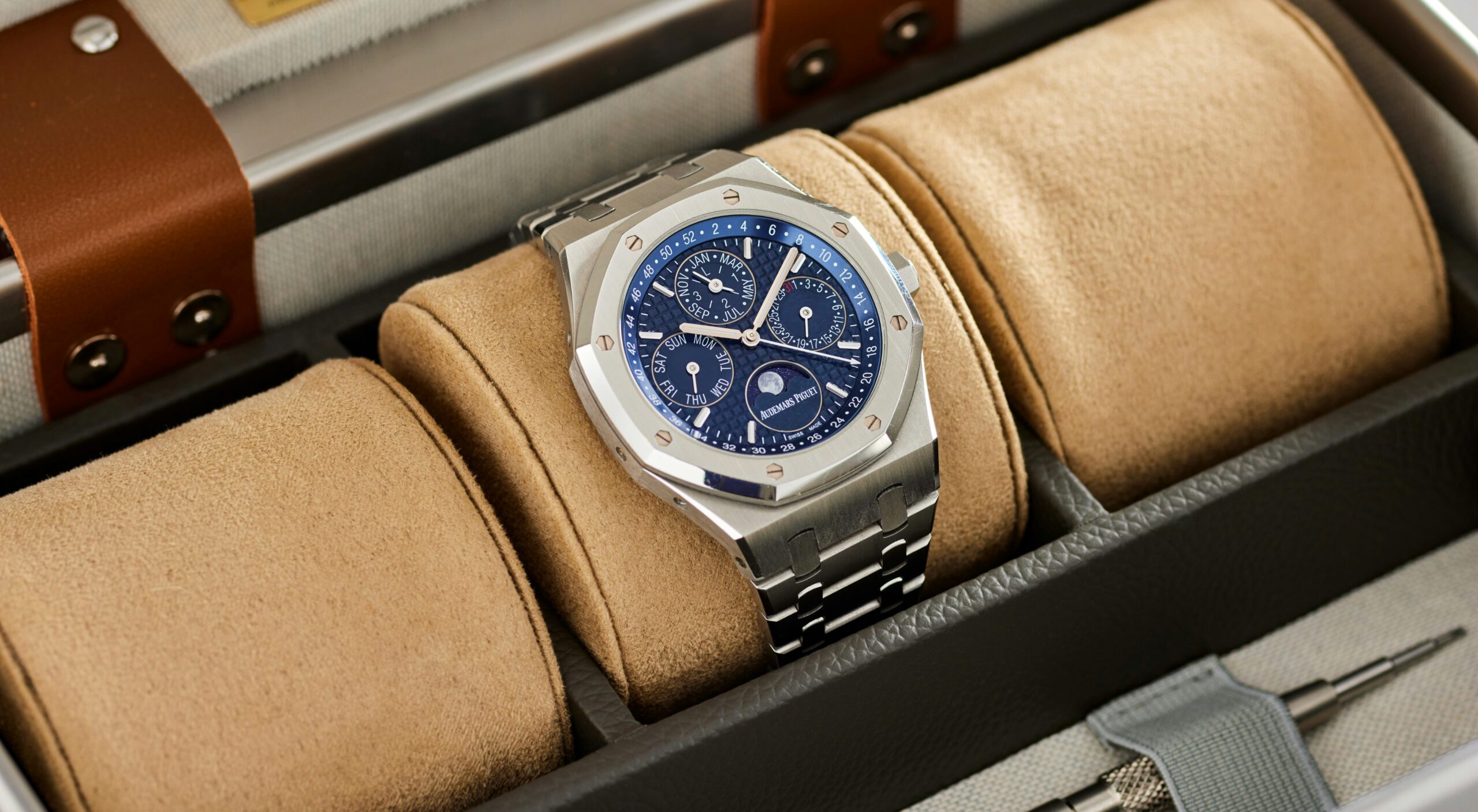 Understanding Valuation and Appraisals When Getting Your Watches and Jewelry Insured