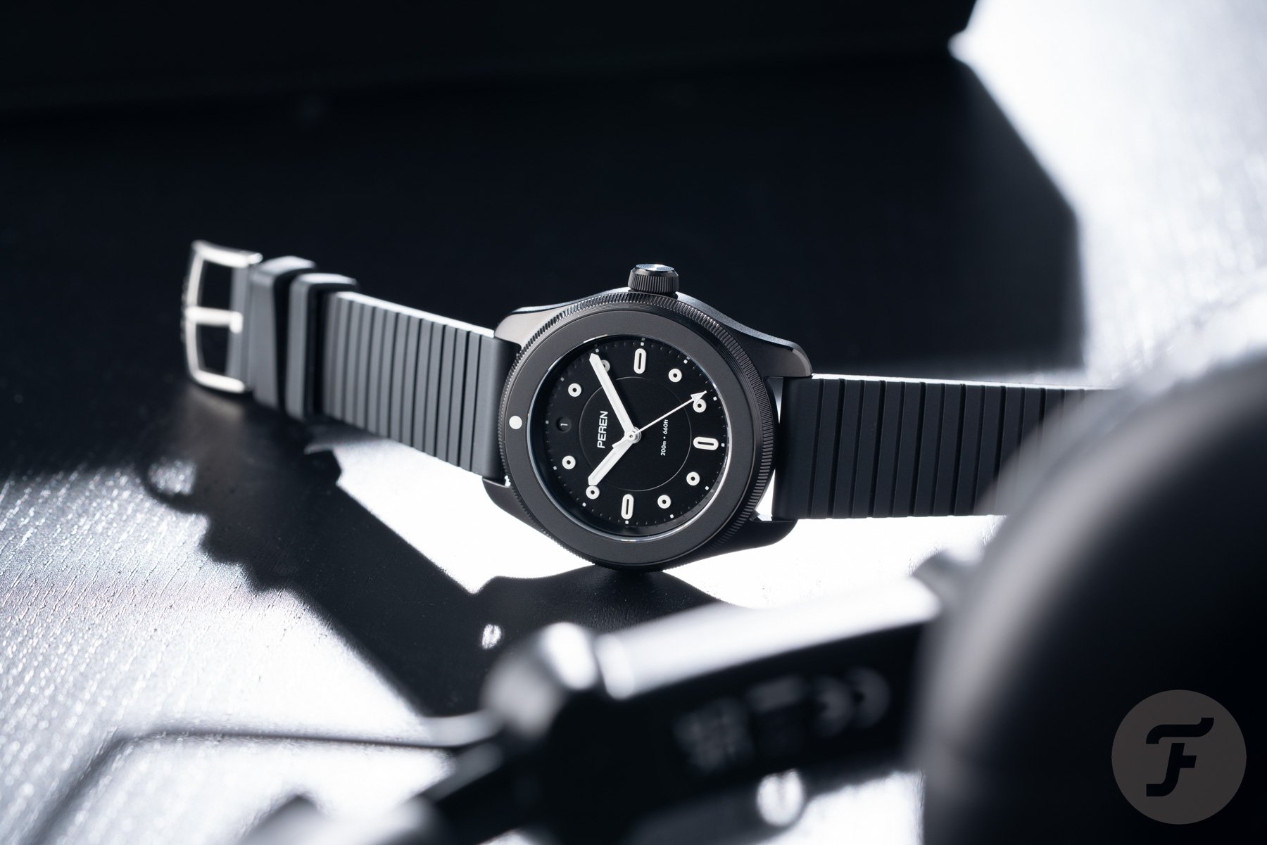 Hands-On With The Peren Regia Lunar Eclipse Dark