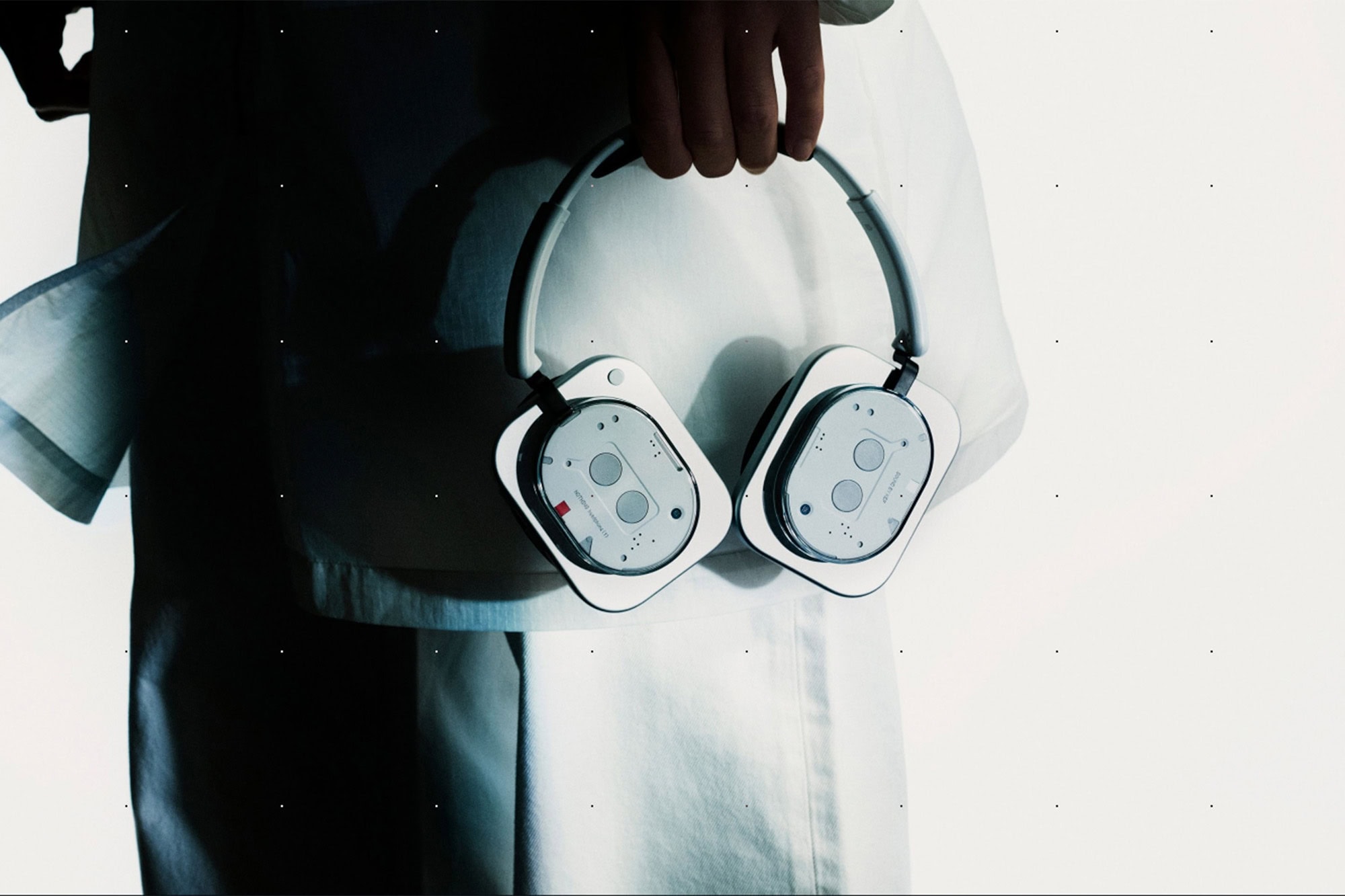 Watches, Stories, and Gear: Nothing Headphone (1), “Jaws” in IMAX and Yeti Food Storage
