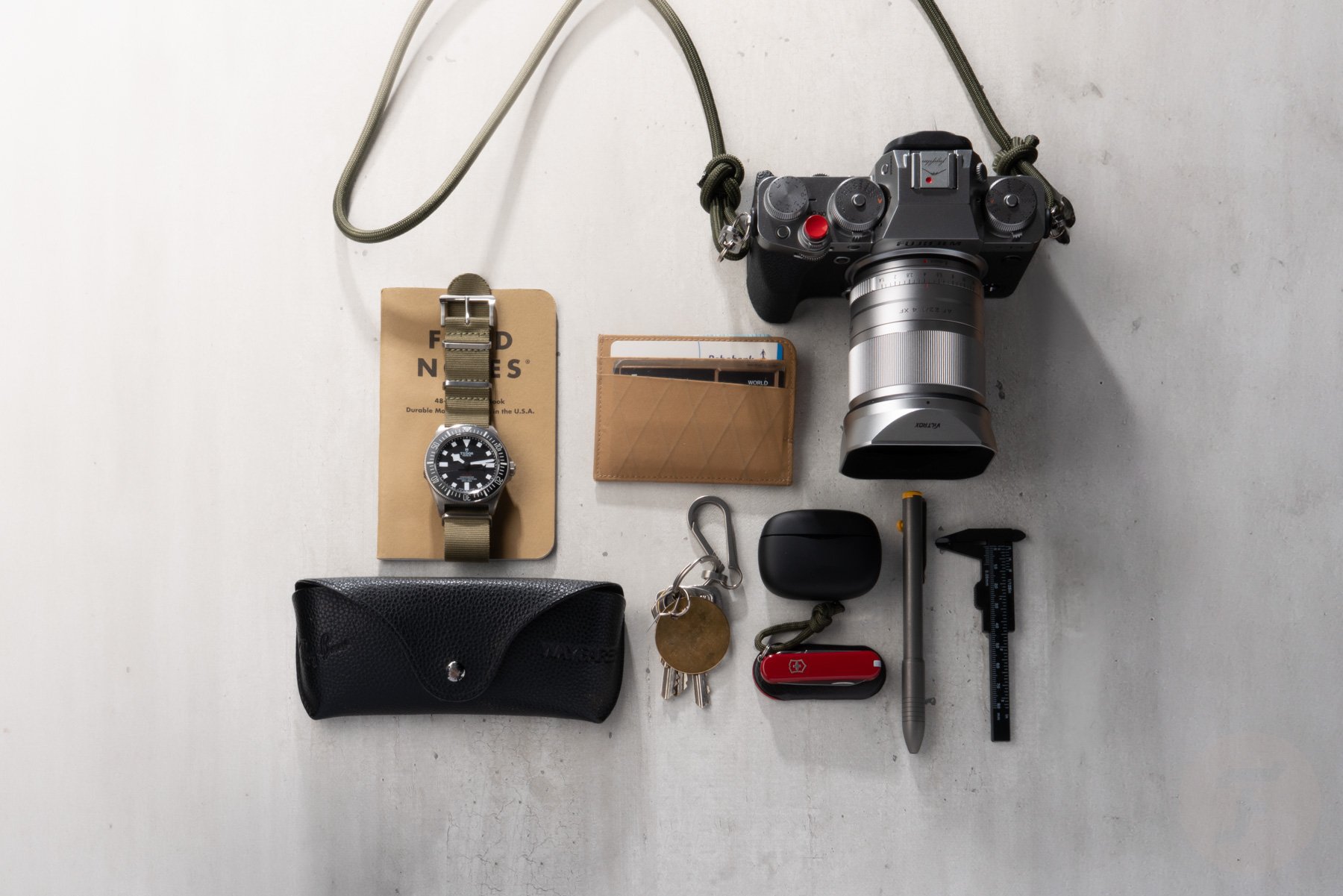 Fratello EDC: Nacho Shares his Everyday Carry Essentials From Uniqlo, Fujifilm, Alpaka, And More