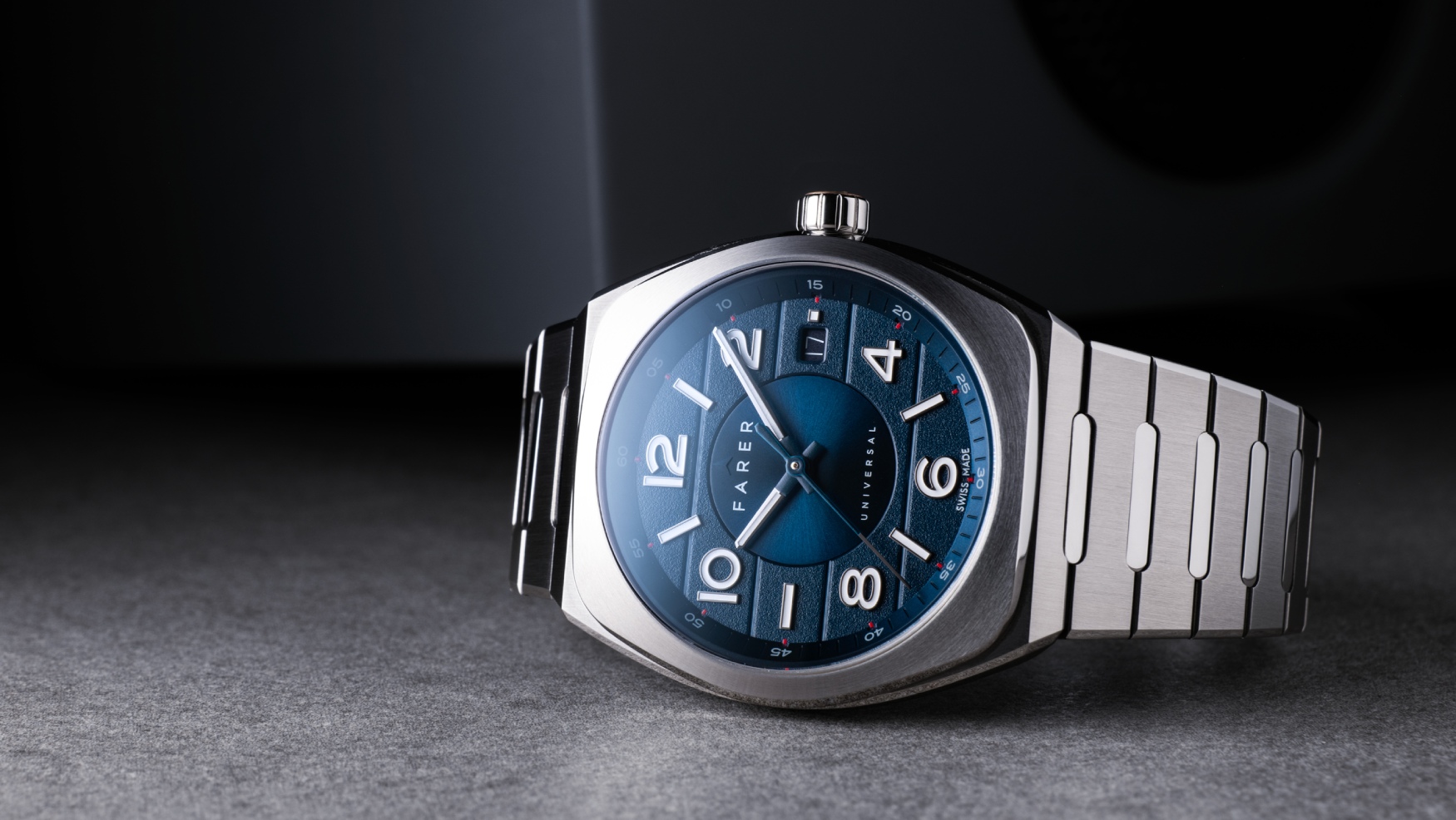 Farer enters the integrated bracelet game with 4 elegant options