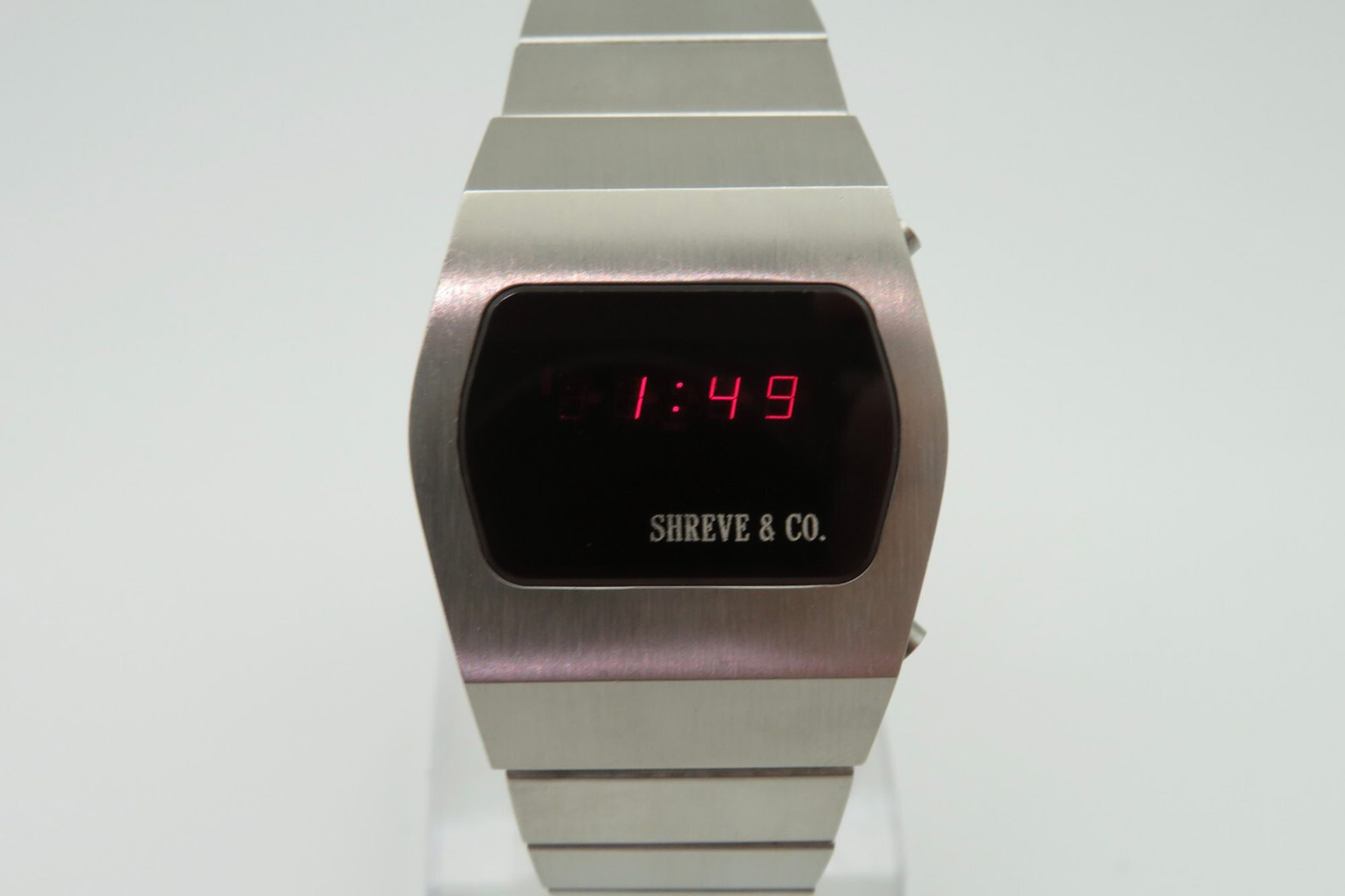 eBay Finds: Another Cool Vintage LED, a Gorgeous Grand Seiko, and an Art Deco Bulova