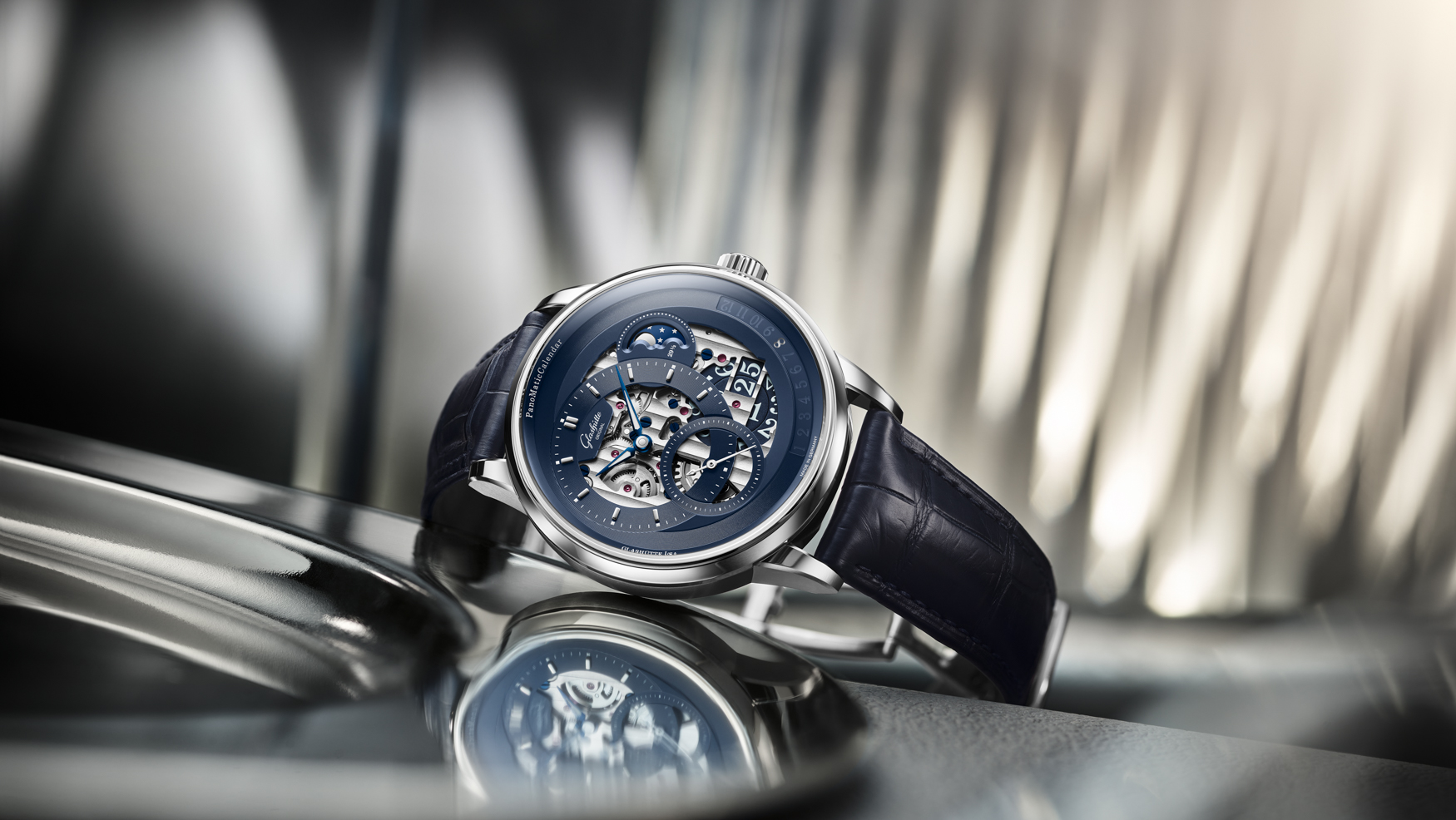 Glashütte Original debuts the PanoMaticCalendar “Blue of Dawn”, inspired by their watchmakers’ early morning starts
