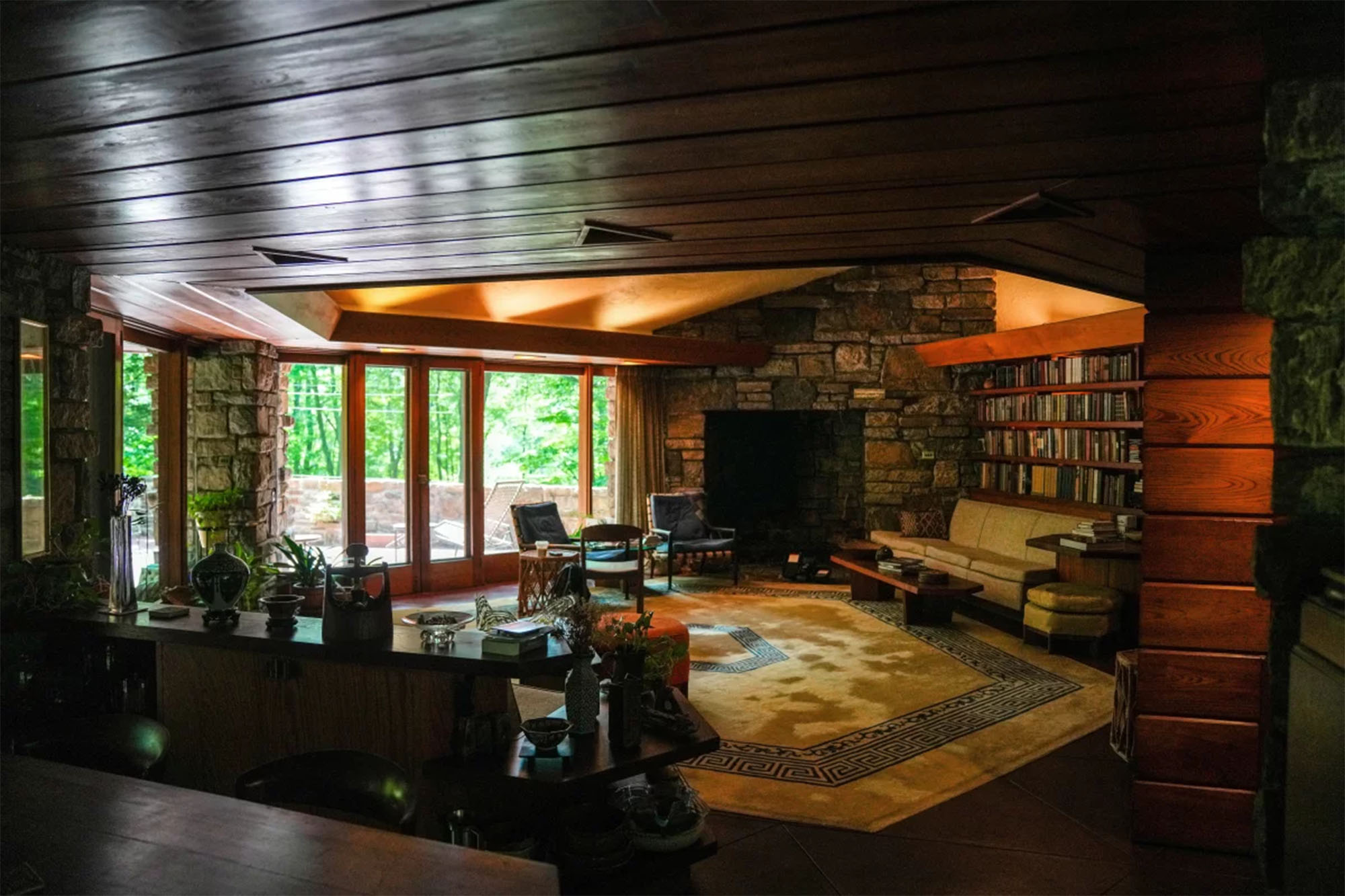 Watches, Stories, and Gear: Frank Lloyd Wright’s Last Client, Huckberry’s Retail Store, and Fossil’s Fantastic Four Appearance