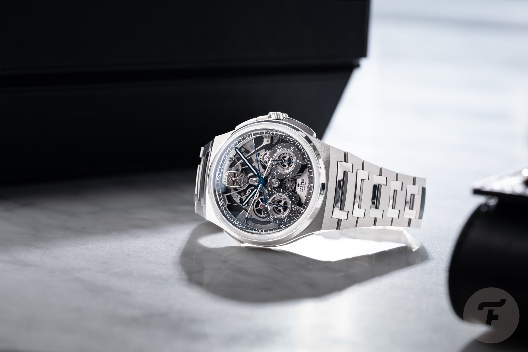 Do The Robot With The New Czapek Antarctique Rattrapante R.U.R.