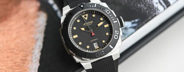 First Look – New Vintage-Styled Editions of the Alpina Seastrong Diver Extreme
