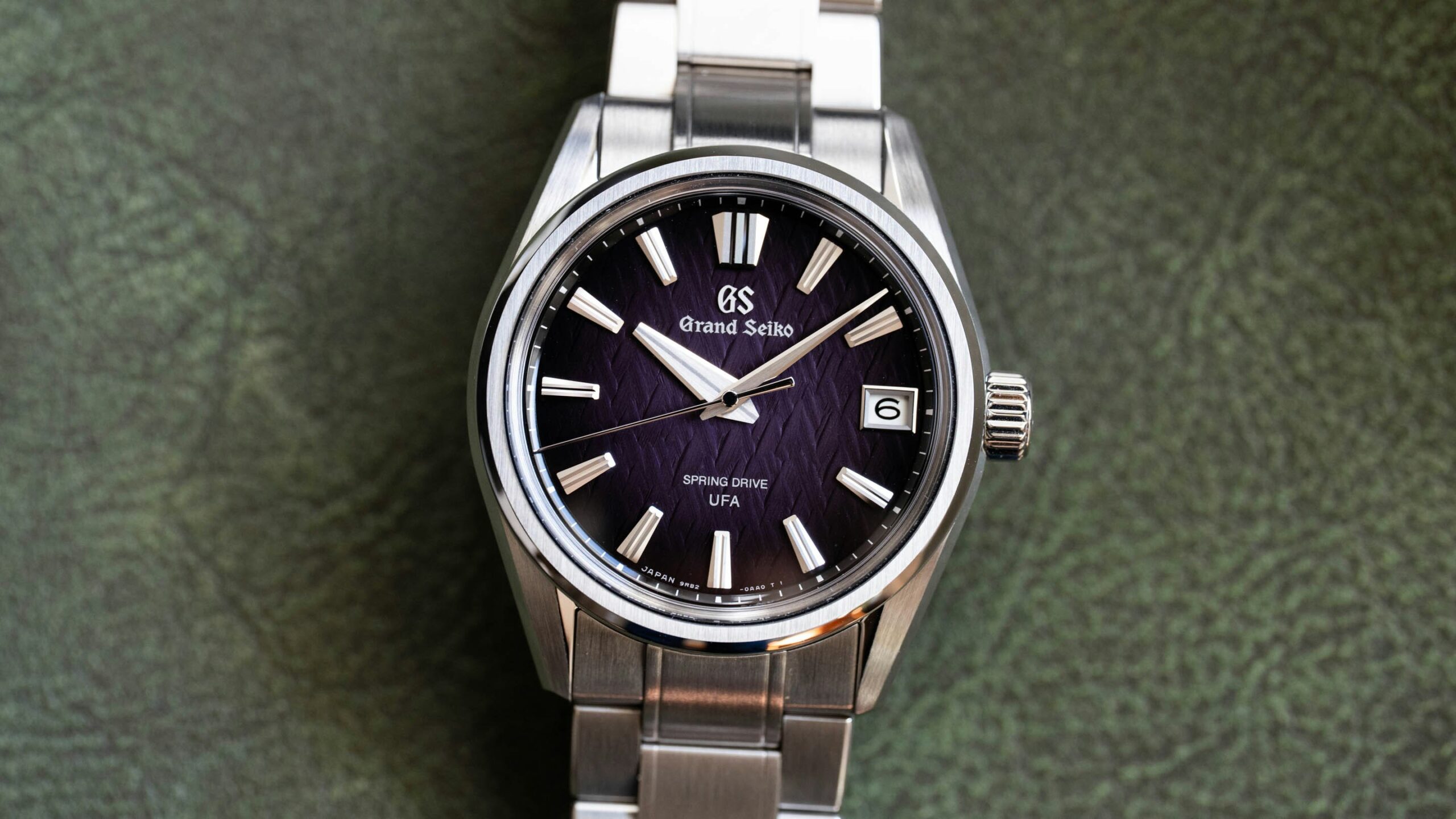 Hands-On: The Grand Seiko SLGB005 Limited Edition Pairs A ‘Violet Dawn’ Dial With The Brand’s Record Breaking Ultra-Fine Accuracy Movement