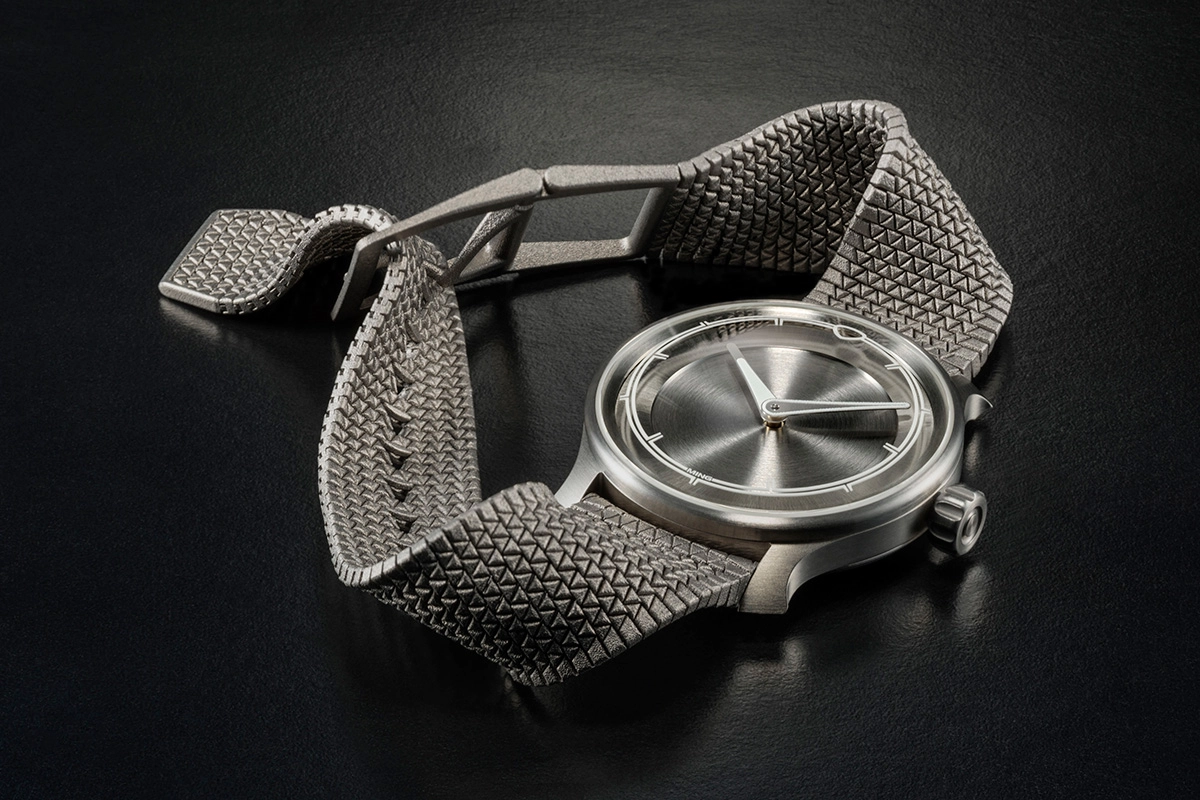 Introducing: Ming Releases The World’s First 3D Printed Titanium Bracelet-Strap Hybrid With ‘The Polymesh’