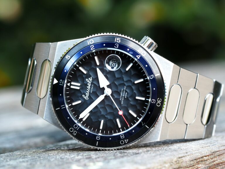 Introducing The Bausele Elemental Collection, An Australian-Built Diver Designed Through Community Collaboration