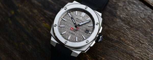 First Look – The 2025 Alpina Alpiner Extreme Automatic Freeride World Tour Special Edition