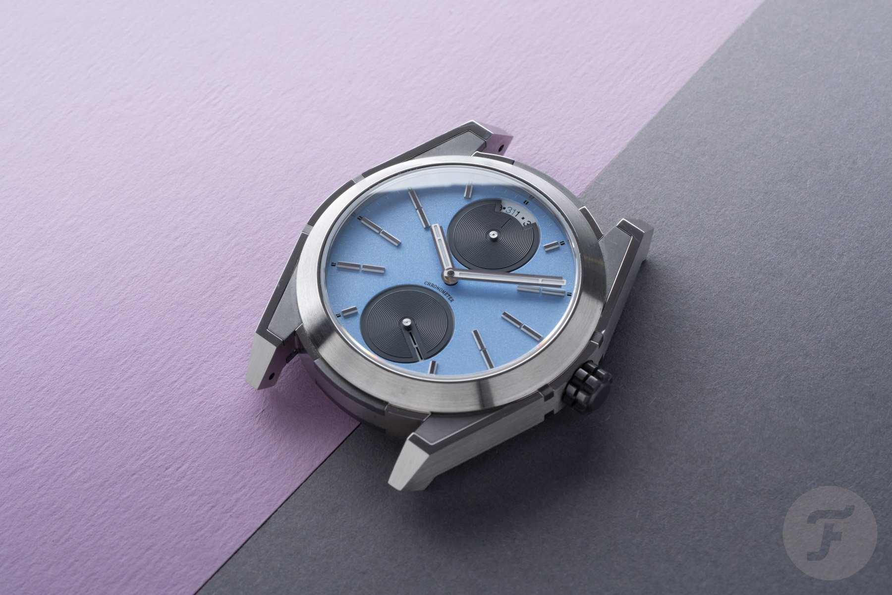 Hands-On With The New Pragma P1 – Perseverance In Solar Stainless Steel And Tantalum With A New Azurite-Blue Dial