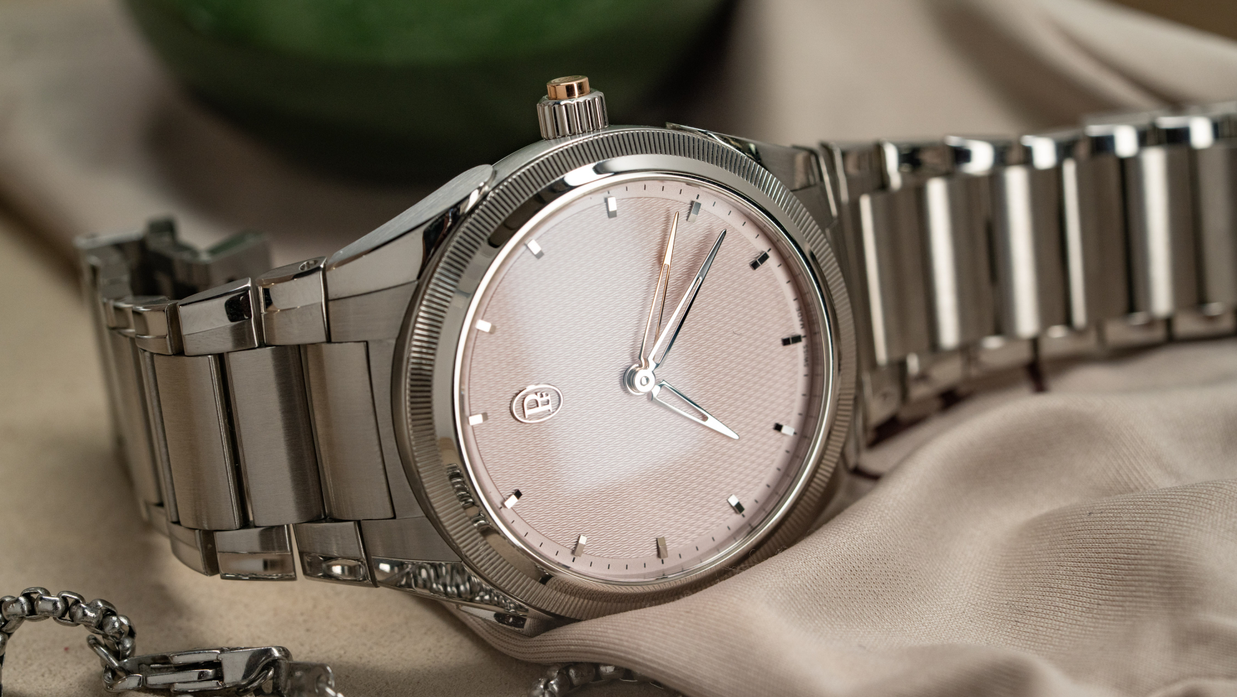 The new Parmigiani Fleurier Tonda PF Minute Rattrapante Arctic Rose is a masterclass in understated luxury