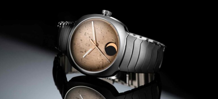 Moon Merges With Meteorite In The Golden-Hued H. Moser & Cie. Streamliner Perpetual Moon Concept Meteorite Watch