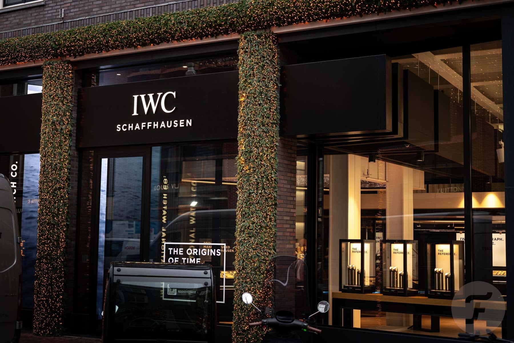 The Trend Continues: Monobrand Watch Boutiques Are On A Continuous Rise