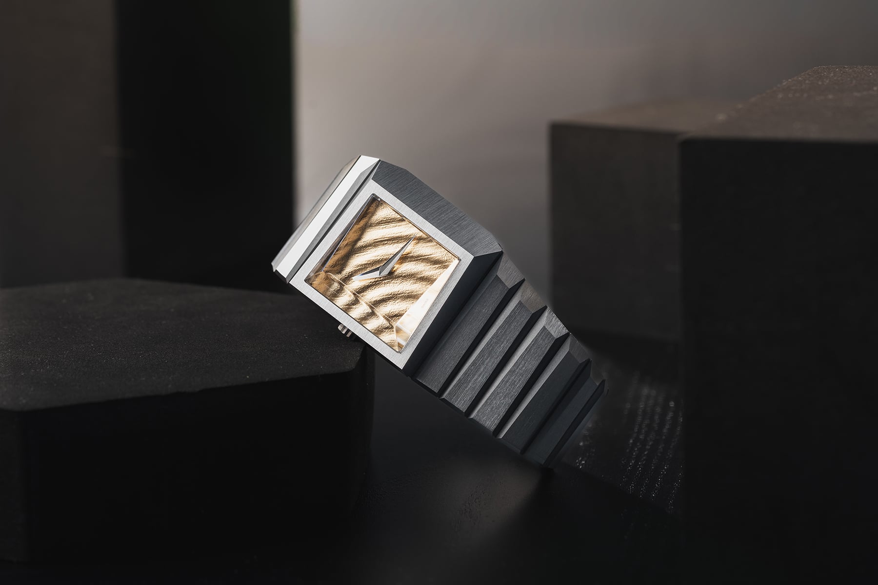 Hands-On With The Striking Titanium Toledano & Chan B/1.3r