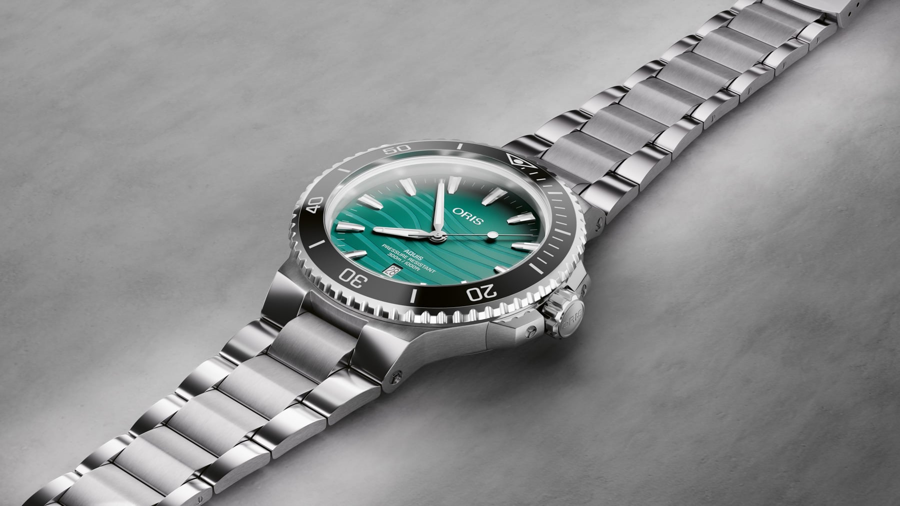 Introducing: The Oris Aquis Date Yangtze Jiangtun Limited Edition — Featuring An Engraved Blue-Green Mother-Of-Pearl Dial