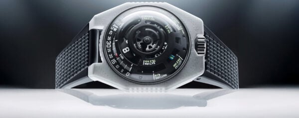 Introducing – Travelling at the Speed of Light, Urwerk Releases the UR-100V LightSpeed Ceramic
