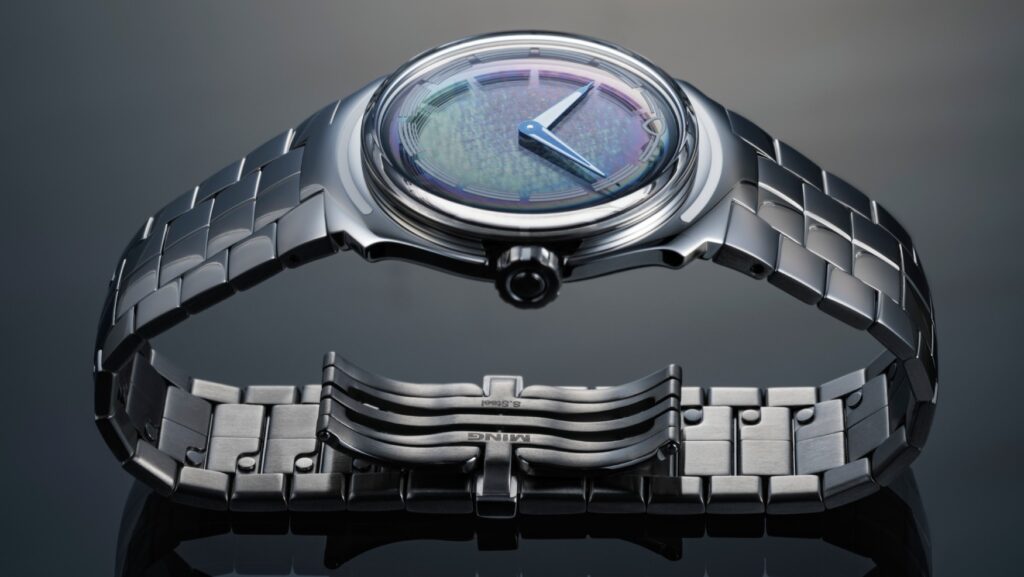 The 56.00 Starfield is exactly what you’d expect of MING’s first integrated bracelet piece