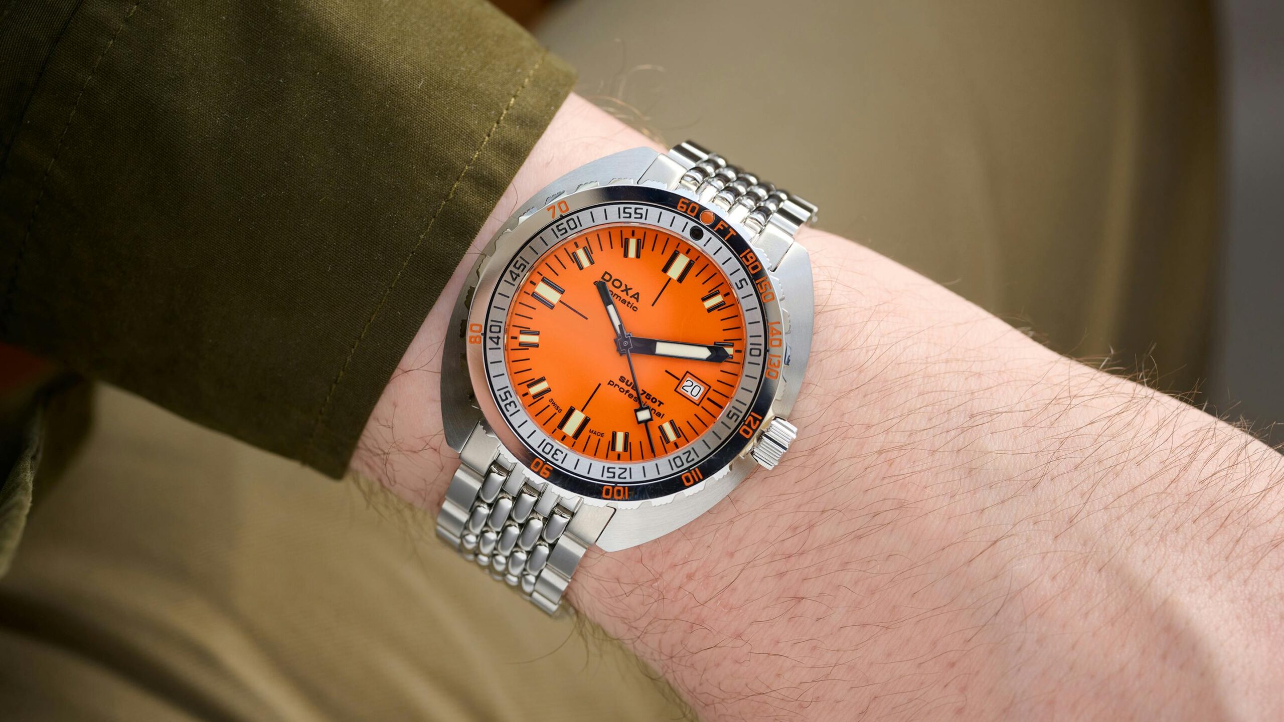 Hands-On: The Doxa SUB 750T – A Big Watch That Wears Just Right